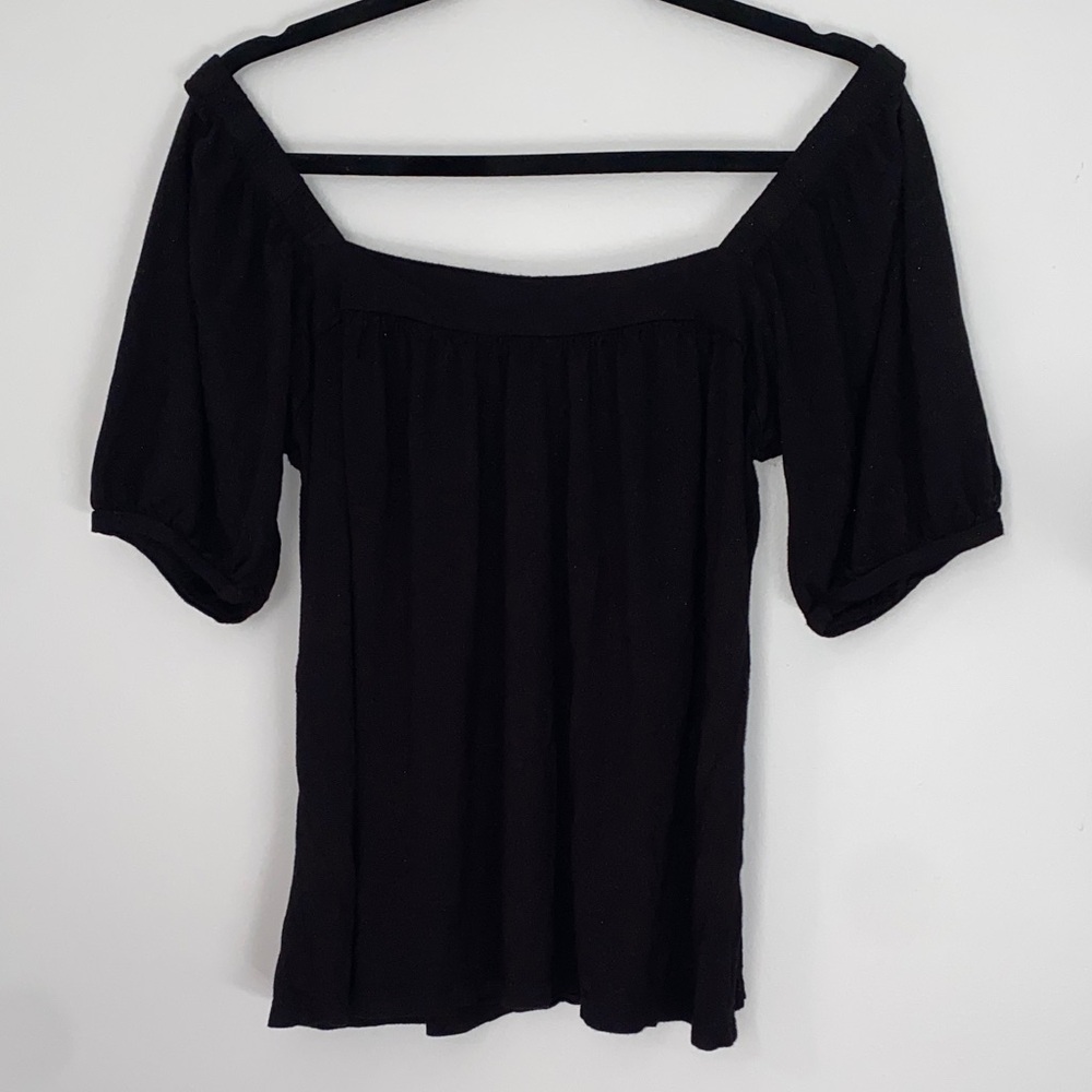 Lush vintage Black Off-Shoulder rayon top with shimmer